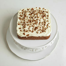 Load image into Gallery viewer, carrot cake
